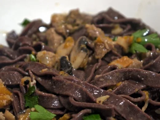 Tagliatelle di Cioccolato con Ragù di Cinghiale - Rezept - Bild Nr. 17