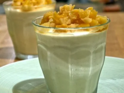 Aniscreme mit Ouzo-Aprikosen - Rezept - Bild Nr. 12