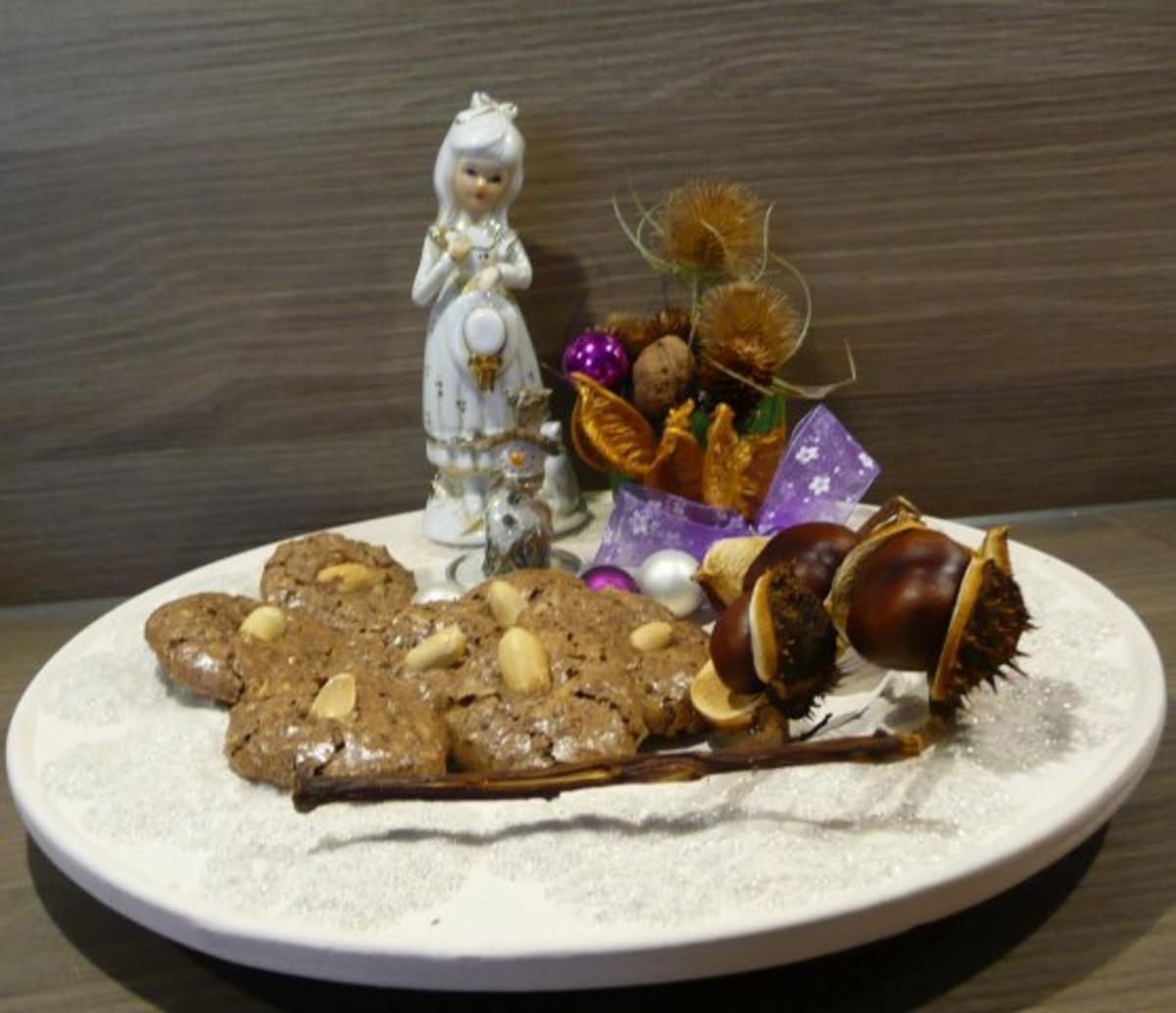 Weihnachtsgebäck : Schokoladen- Erdnuss- Plätzchen - Rezept Durch
GINA-ANNA