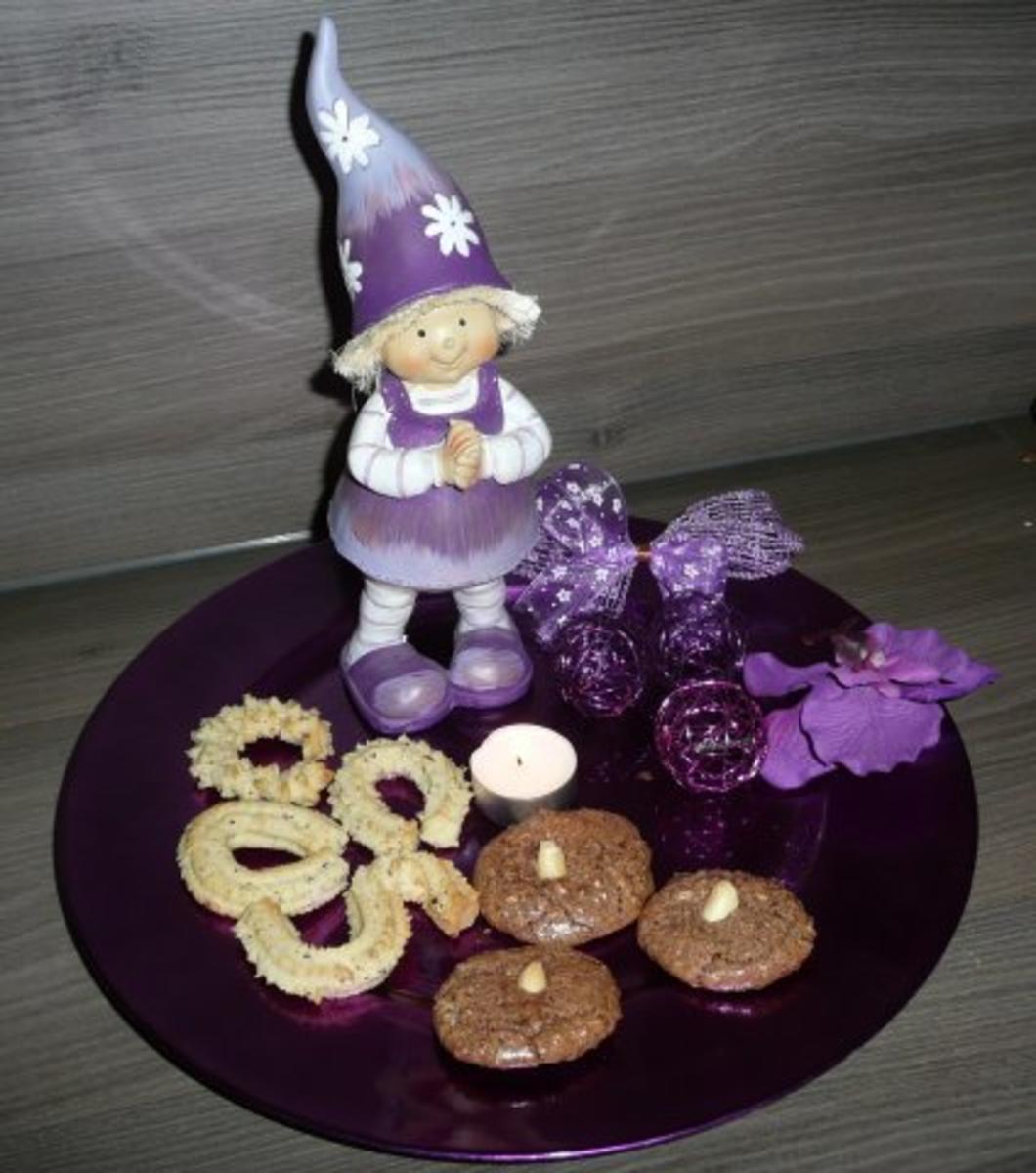 Weihnachtsgebäck : Schokoladen- Erdnuss- Plätzchen - Rezept - Bild Nr. 4