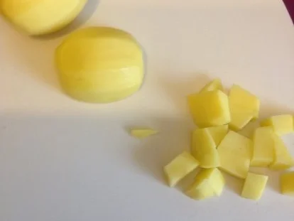 Rezept: Kartoffel - Champignon - Suppe mit Räucherlachs Bild Nr. 4 Kartoffel - Champignon - Suppe mit Räucherlachs - Rezept - Bild Nr. 4