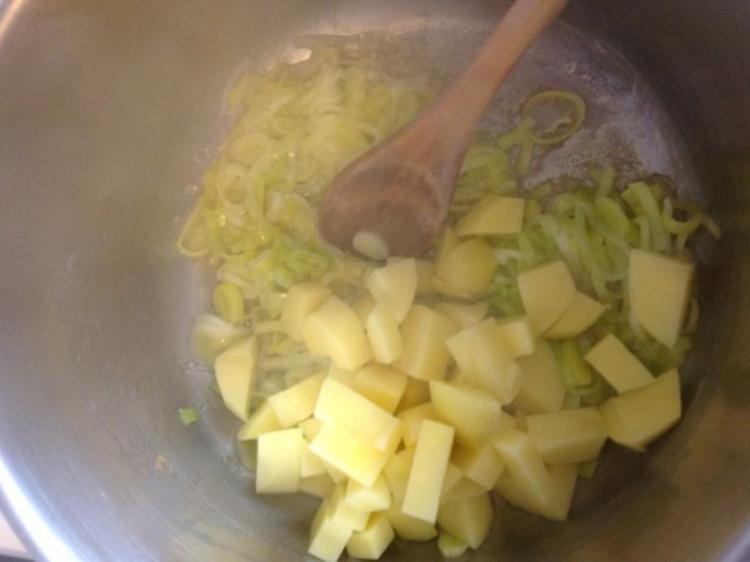 Kartoffel Champignon Suppe mit Räucherlachs - einfach - von nannsi