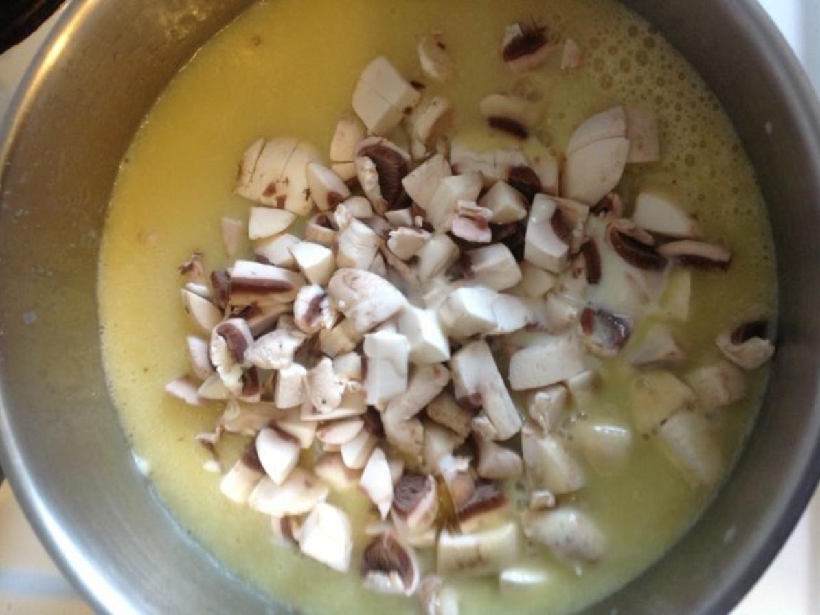 Kartoffel Champignon Suppe mit Räucherlachs - einfach - von nannsi