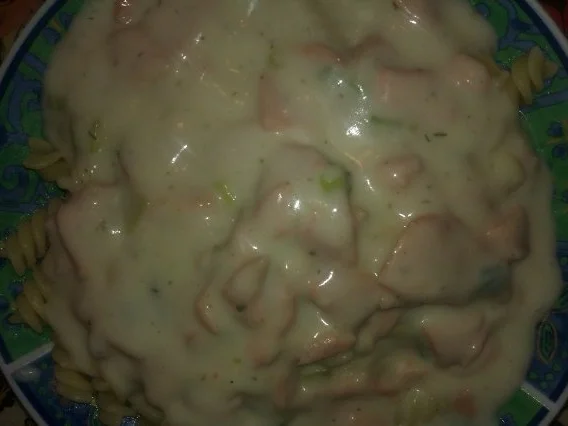 Rezept: Weisswein -Raeucherlachs Sauce Weisswein -Raeucherlachs Sauce - Rezept