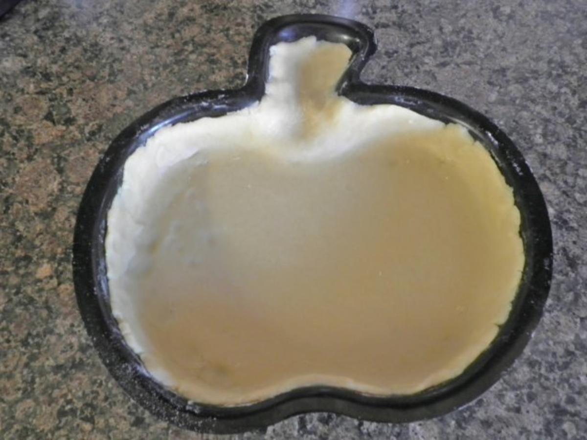 Apfelkuchen mit Zimt - Schmandguss - Rezept - Bild Nr. 5