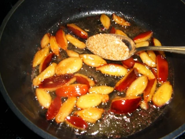 Rezept: Schweinebraten --süß-sauer Bild Nr. 9 Schweinebraten --süß-sauer - Rezept - Bild Nr. 9