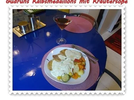 Rezept: Fleisch: Kalbsmedaillons mit Käse-Kräutersoße und gedämpften Gemüse Bild Nr. 13 Fleisch: Kalbsmedaillons mit Käse-Kräutersoße und gedämpften Gemüse - Rezept - Bild Nr. 13
