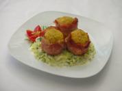 Quinoa - Bällchen im Speckkörbchen auf Rahm - Wirsing - Rezept