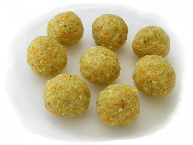 Rezept: Quinoa - Bällchen im Speckkörbchen auf Rahm - Wirsing Bild Nr. 6 Quinoa - Bällchen im Speckkörbchen auf Rahm - Wirsing - Rezept - Bild Nr. 6