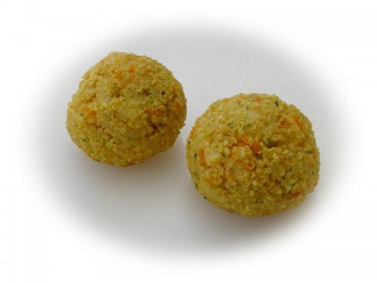 Quinoa - Bällchen im Speckkörbchen auf Rahm - Wirsing - Rezept - Bild Nr. 13