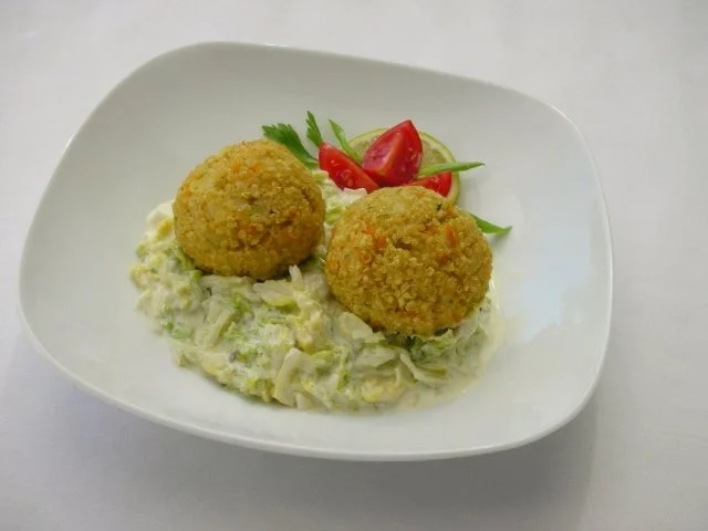 Rezept: Quinoa - Bällchen im Speckkörbchen auf Rahm - Wirsing Bild Nr. 14 Quinoa - Bällchen im Speckkörbchen auf Rahm - Wirsing - Rezept - Bild Nr. 14