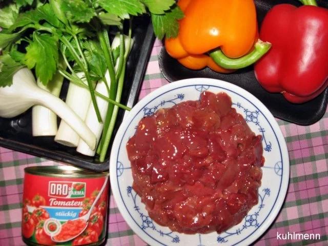 Hähnchenleber/Porree in bulgarischen Tontöpfchen - Rezept - Bild Nr. 2