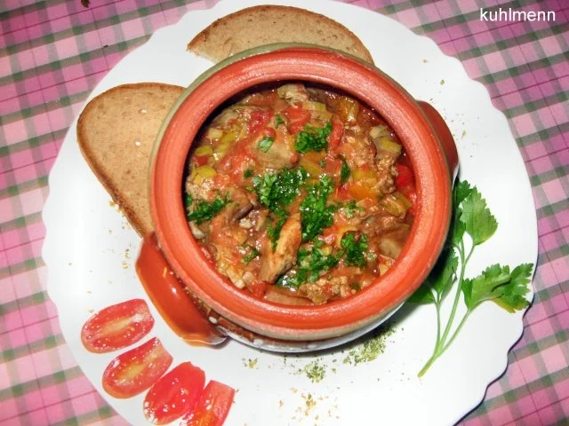 Hähnchenleber/Porree in bulgarischen Tontöpfchen - Rezept - Bild Nr. 4