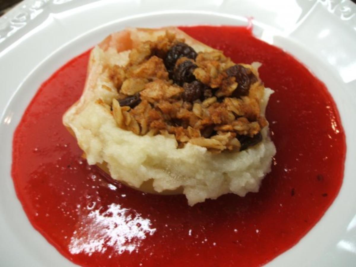 Dessert: Überbackene Äpfel auf Himbeersoße - Rezept - Bild Nr. 8