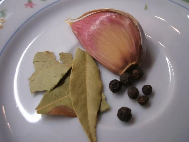 Rezept: Suppen: Rinderbrühe "De Luxe" Bild Nr. 3 Suppen: Rinderbrühe "De Luxe" - Rezept - Bild Nr. 3