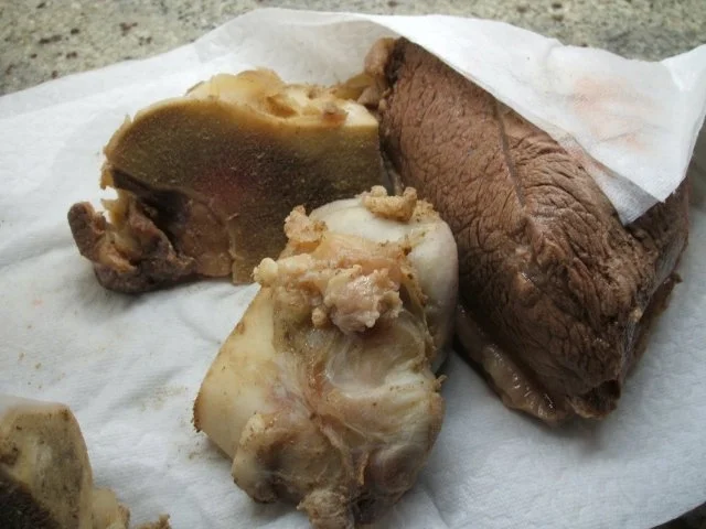 Rezept: Suppen: Rinderbrühe "De Luxe" Bild Nr. 6 Suppen: Rinderbrühe "De Luxe" - Rezept - Bild Nr. 6