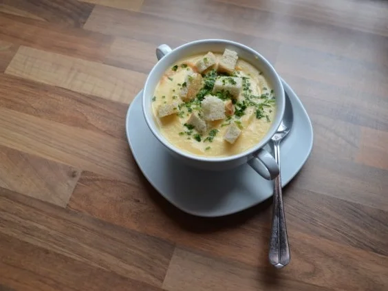 Rezept: Kartoffelcremsuppe Bild Nr. 3 Kartoffelcremsuppe - Rezept - Bild Nr. 3