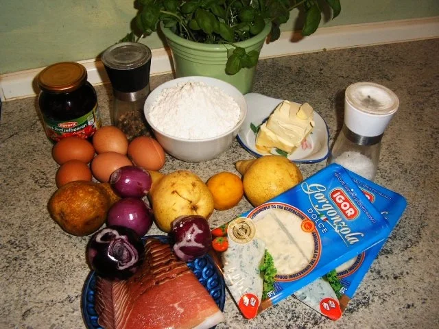 Rezept: Birnen -Zwiebelkuchen Bild Nr. 3 Birnen -Zwiebelkuchen - Rezept - Bild Nr. 3