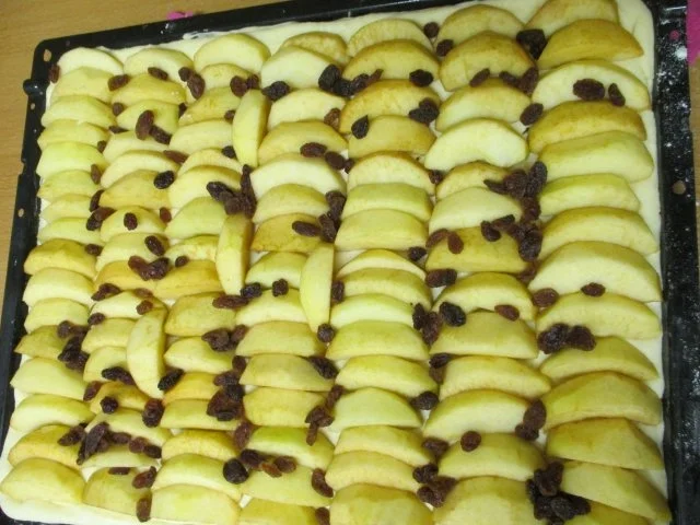 Rezept: Apfelkuchen mit Streusel vom Blech Apfelkuchen mit Streusel vom Blech - Rezept