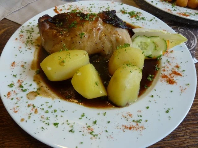 Rezept: Hackfleisch : Kohlrouladen oder auch Krautwickel genannt Hackfleisch : Kohlrouladen oder auch Krautwickel genannt - Rezept