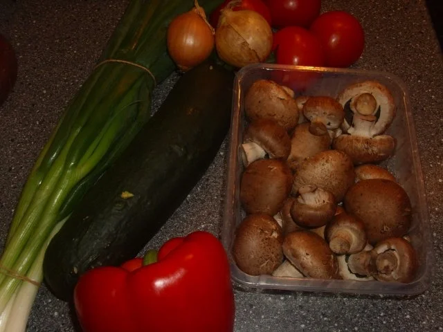 Gemüsepfanne mit Kräuter-Rührei - Rezept - Bild Nr. 2