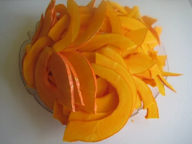 Rezept: Kürbiskuchen mit Käsehaube Bild Nr. 6 Kürbiskuchen mit Käsehaube - Rezept - Bild Nr. 6