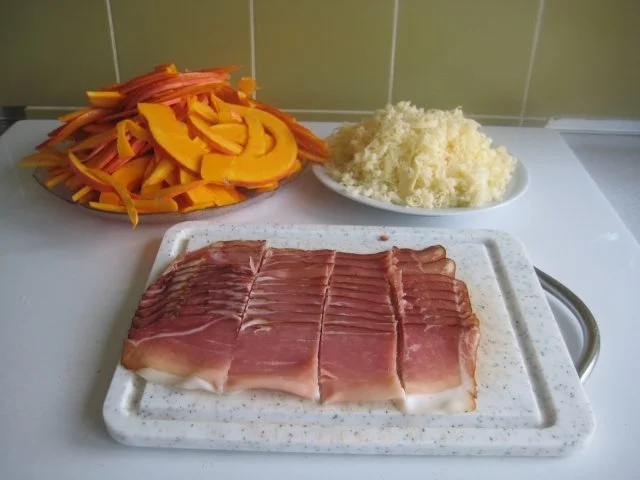 Rezept: Kürbiskuchen mit Käsehaube Bild Nr. 8 Kürbiskuchen mit Käsehaube - Rezept - Bild Nr. 8