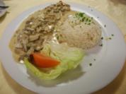 Naturschnitzel  mit Rahmchampignons an Reis - Rezept