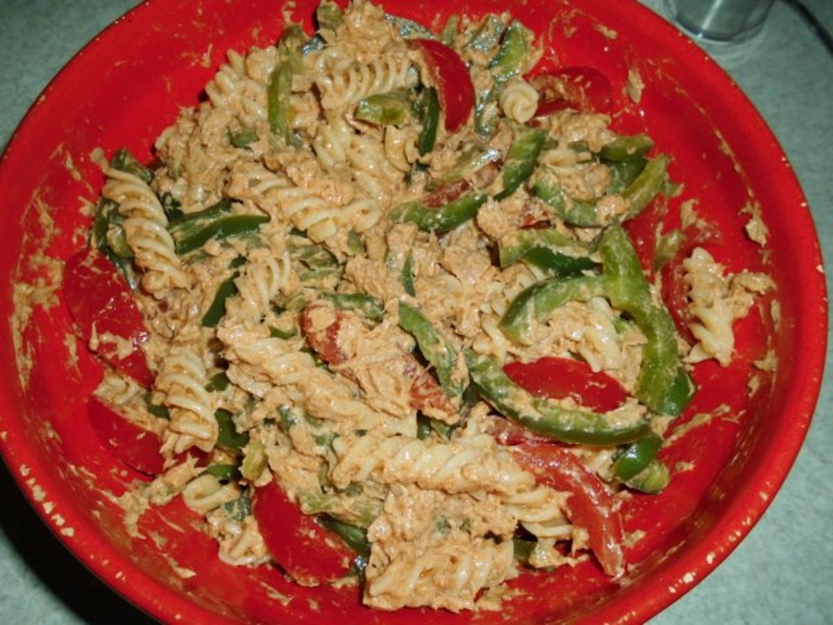 Thunfisch-Nudelsalat mit Paprika - Rezept