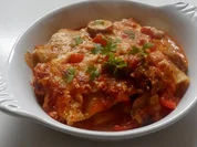 Rezept: Wรผrzige Vier-Kรคse-Lasagne mit Wรผrstchen und Paprika Wรผrzige Vier-Kรคse-Lasagne mit Wรผrstchen und Paprika - Rezept