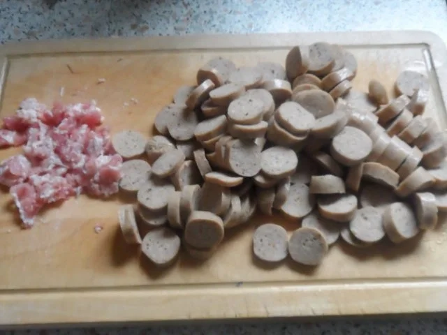 Würzige Vier-Käse-Lasagne mit Würstchen und Paprika - Rezept - Bild Nr. 2