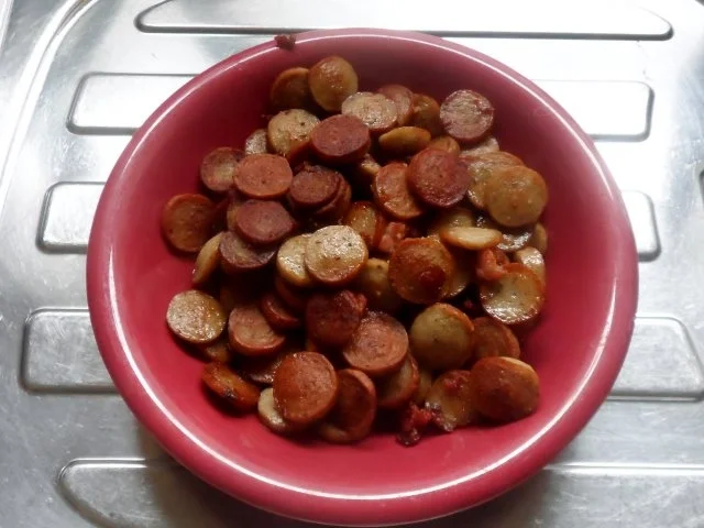 Würzige Vier-Käse-Lasagne mit Würstchen und Paprika - Rezept - Bild Nr. 5