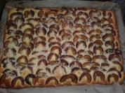 Feiner Pflaumenkuchen mit Marzipanboden - Rezept