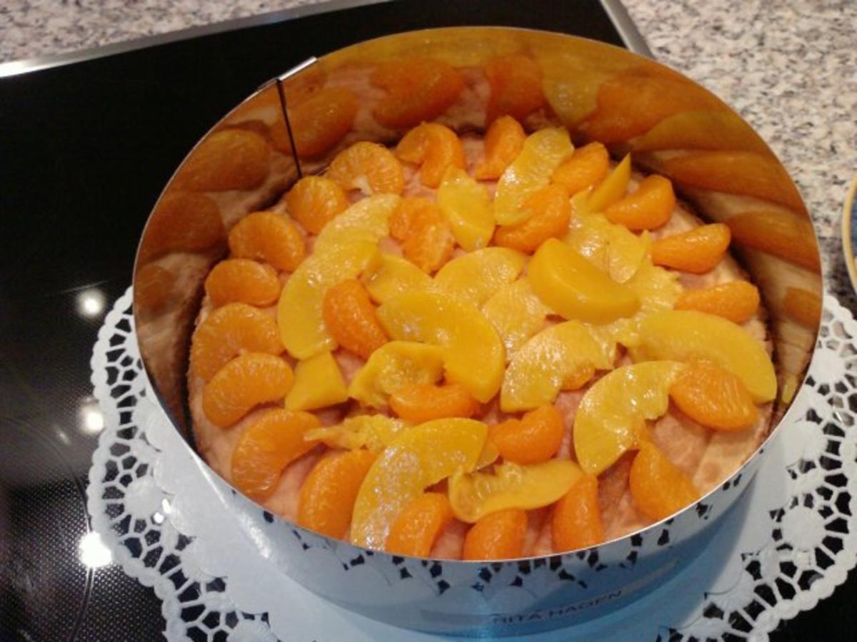 Pfirsichtorte mit Choco Crossie - Rezept - kochbar.de