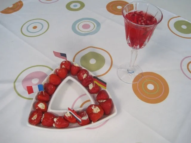 Spiedini alla Romana - Davor Crémant mit Granatapfel und gefüllte Kirschpaprika - Rezept