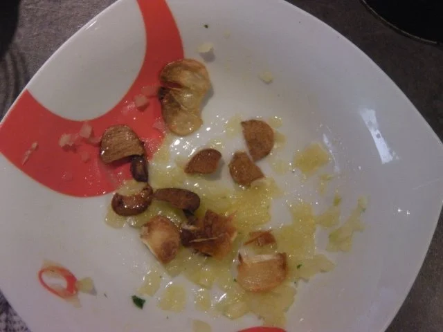 Leichte Knoblauch-Zwiebel-Sauce mit Knoblauchchips - Rezept - Bild Nr. 5