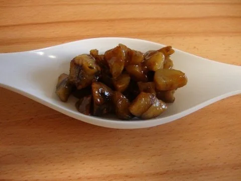 Rezept: Wurzelcremesuppe mit karamellisierten Maronen Bild Nr. 19 Wurzelcremesuppe mit karamellisierten Maronen - Rezept - Bild Nr. 19