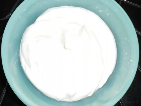 Rezept: Schoko-Quark-Nockerl mit Schoko-Früchten Bild Nr. 4 Schoko-Quark-Nockerl mit Schoko-Früchten - Rezept - Bild Nr. 4