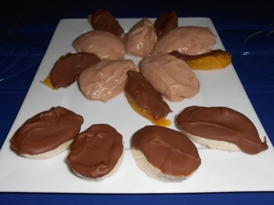 Rezept: Schoko-Quark-Nockerl mit Schoko-Früchten Bild Nr. 14 Schoko-Quark-Nockerl mit Schoko-Früchten - Rezept - Bild Nr. 14