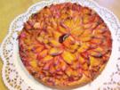 Nusskuchen mit Pflaumen - Rezept