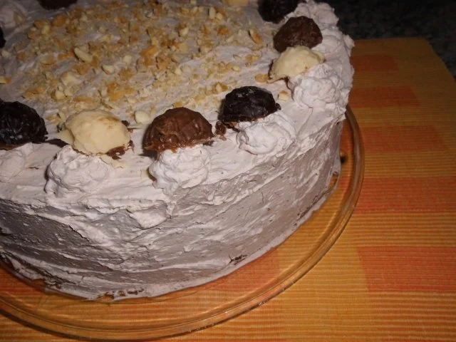 Amaretto-Sahnetorte mit Trüffeln>> - Rezept - Bild Nr. 3