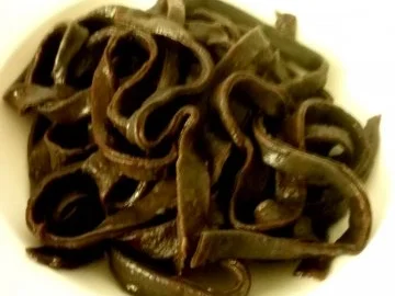 Schwarze Tagliatelle mit Perlpilzen - Rezept - Bild Nr. 9