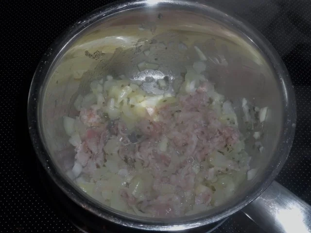 Für den kleinen Hunger: Mediterrane Rosenkohl-Flammkuchen mit Kräutern und Speck - Rezept - Bild Nr. 6