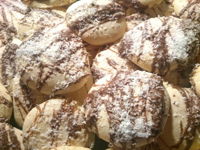 Rezept: Baiser Schoko-Kokos Kekse Bild Nr. 3 Baiser Schoko-Kokos Kekse - Rezept - Bild Nr. 3