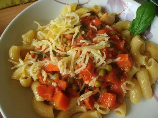 Nudeln mit Geflügelfleischwurst und Tomatensauce - Rezept - Bild Nr. 8