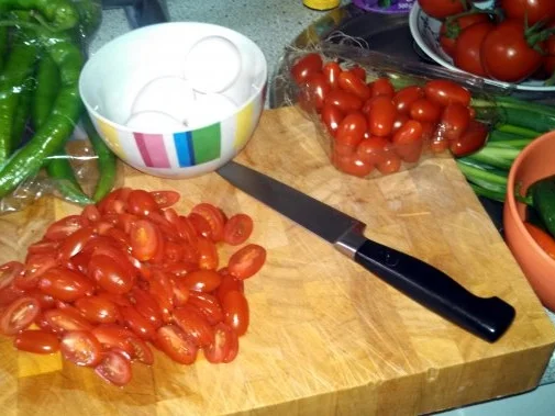 Tomatensalat   " HOT " - Rezept - Bild Nr. 4