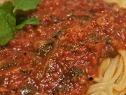 Spaghetti mit Blitz-Tomatensauce - Rezept