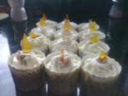 Karamellcupcakes mit Karamelltopping und Karamellcrisp - Rezept