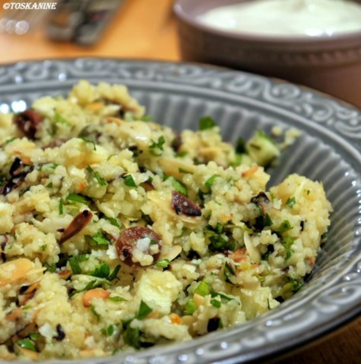 Orientalischer Couscous mit Gewürzjoghurt - Rezept - kochbar.de