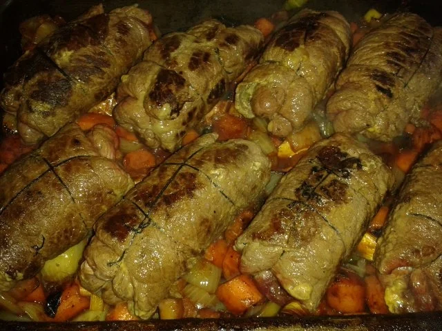 Rezept: Winterlich angehauchte Rinderrouladen Bild Nr. 11 Winterlich angehauchte Rinderrouladen - Rezept - Bild Nr. 11